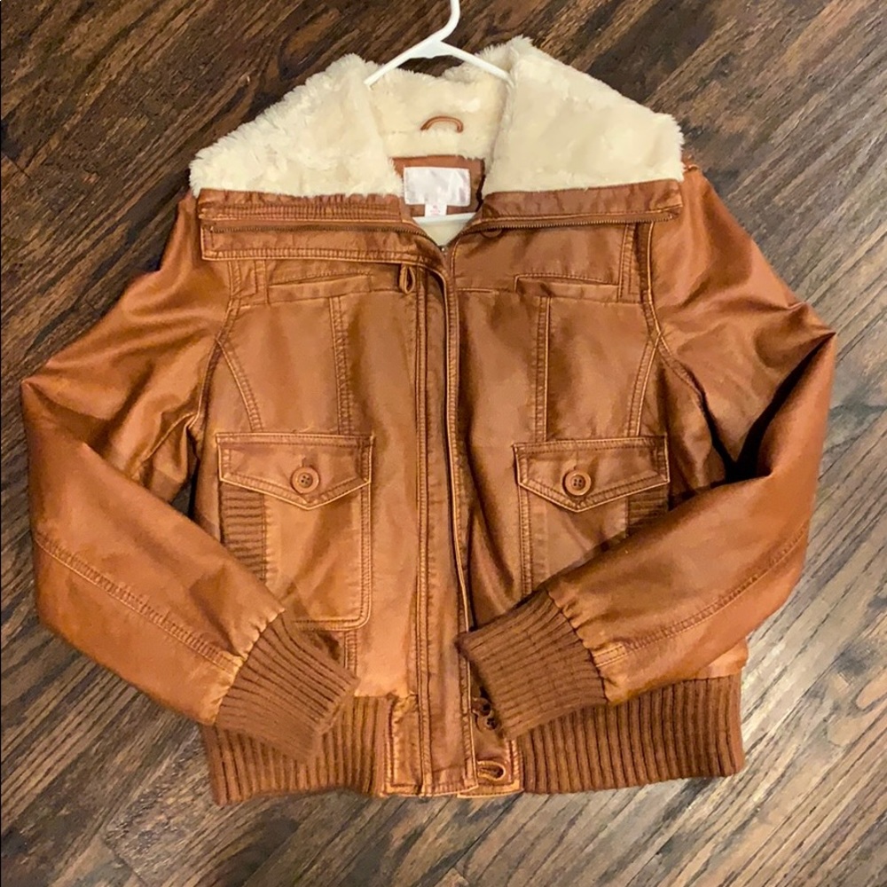 Gorgeous Aviator Style Jacket with Fur lining